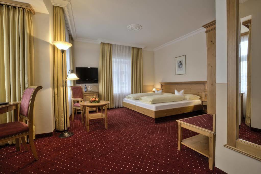 Hotel & Gaststaette Zum Erdinger Weissbraeu Monachium Zewnętrze zdjęcie