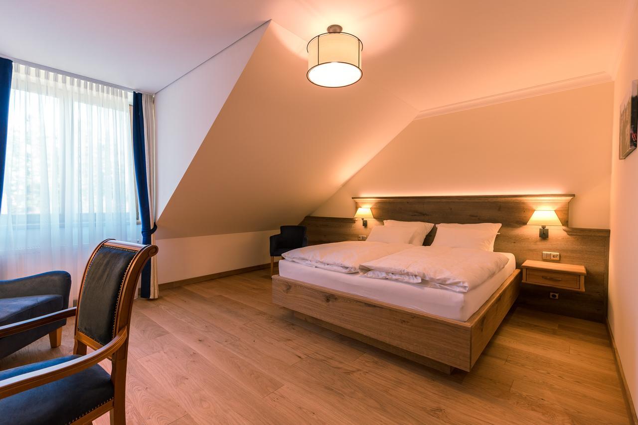 Hotel & Gaststaette Zum Erdinger Weissbraeu Monachium Zewnętrze zdjęcie